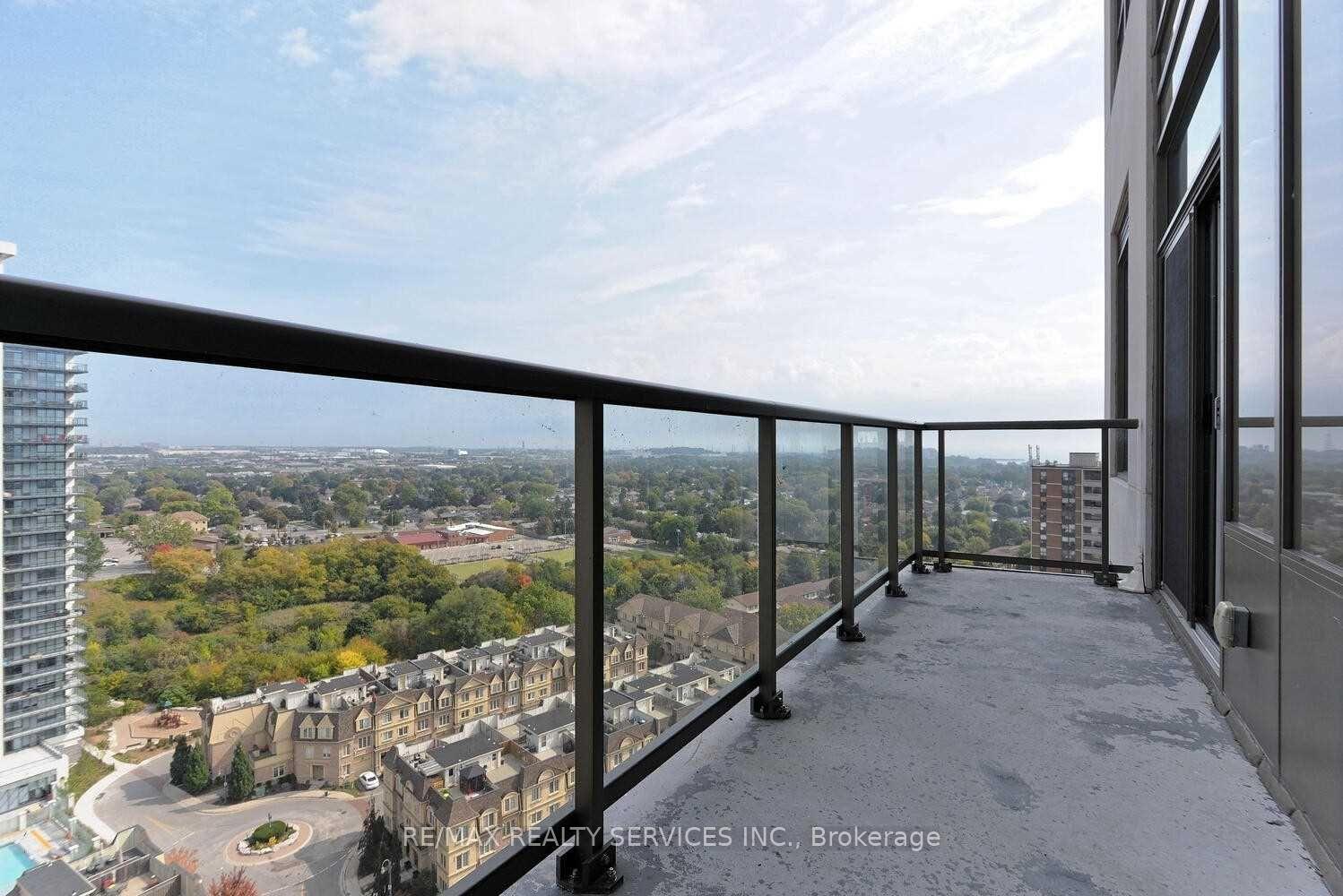 Photo 27 of Unit PH03, 1215 Bayly Street, Pickering, Bay Ridges — HOMEH