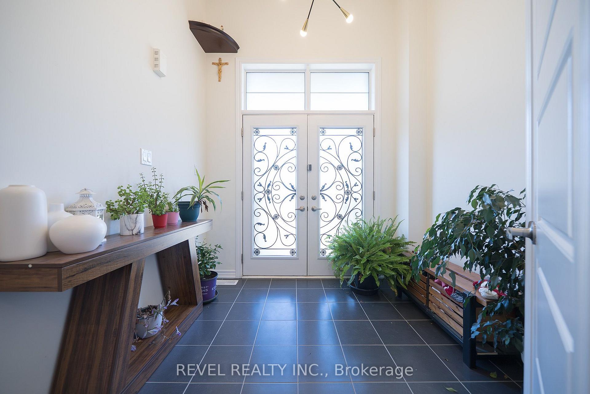 Photo 3 of 64 Holder Drive, Brantford, Empire South — HOMEH