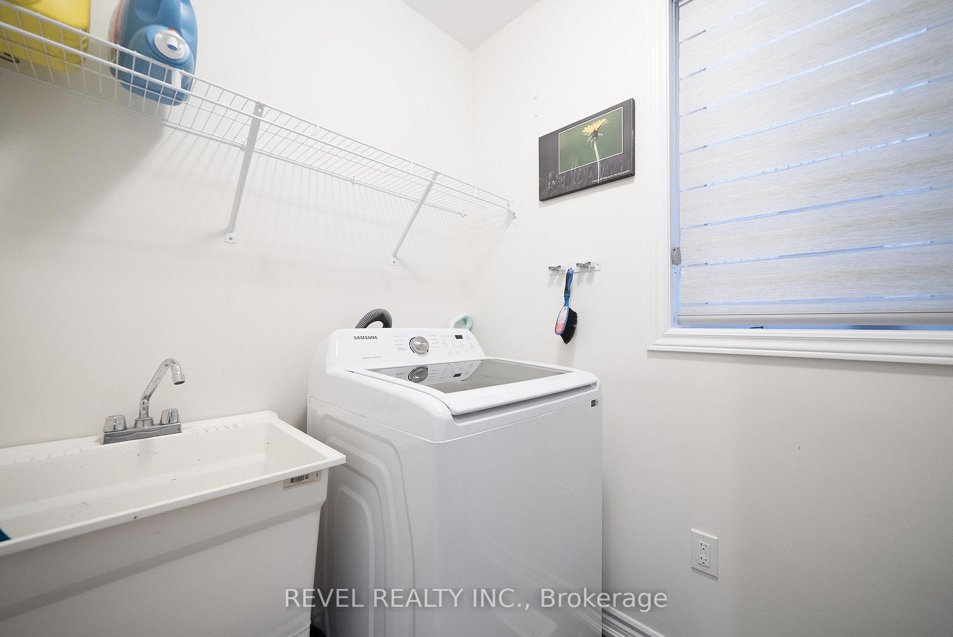 Photo 5 of 64 Holder Drive, Brantford, Empire South — HOMEH