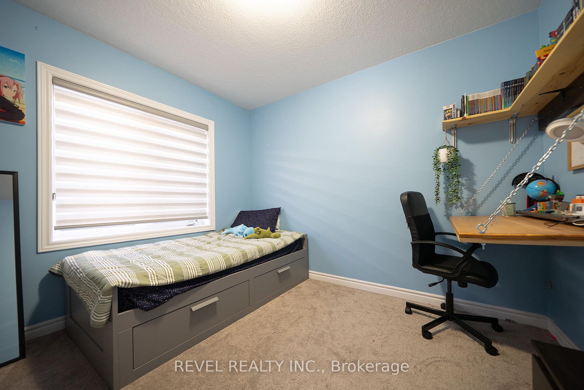 Photo 18 of 64 Holder Drive, Brantford, Empire South — HOMEH
