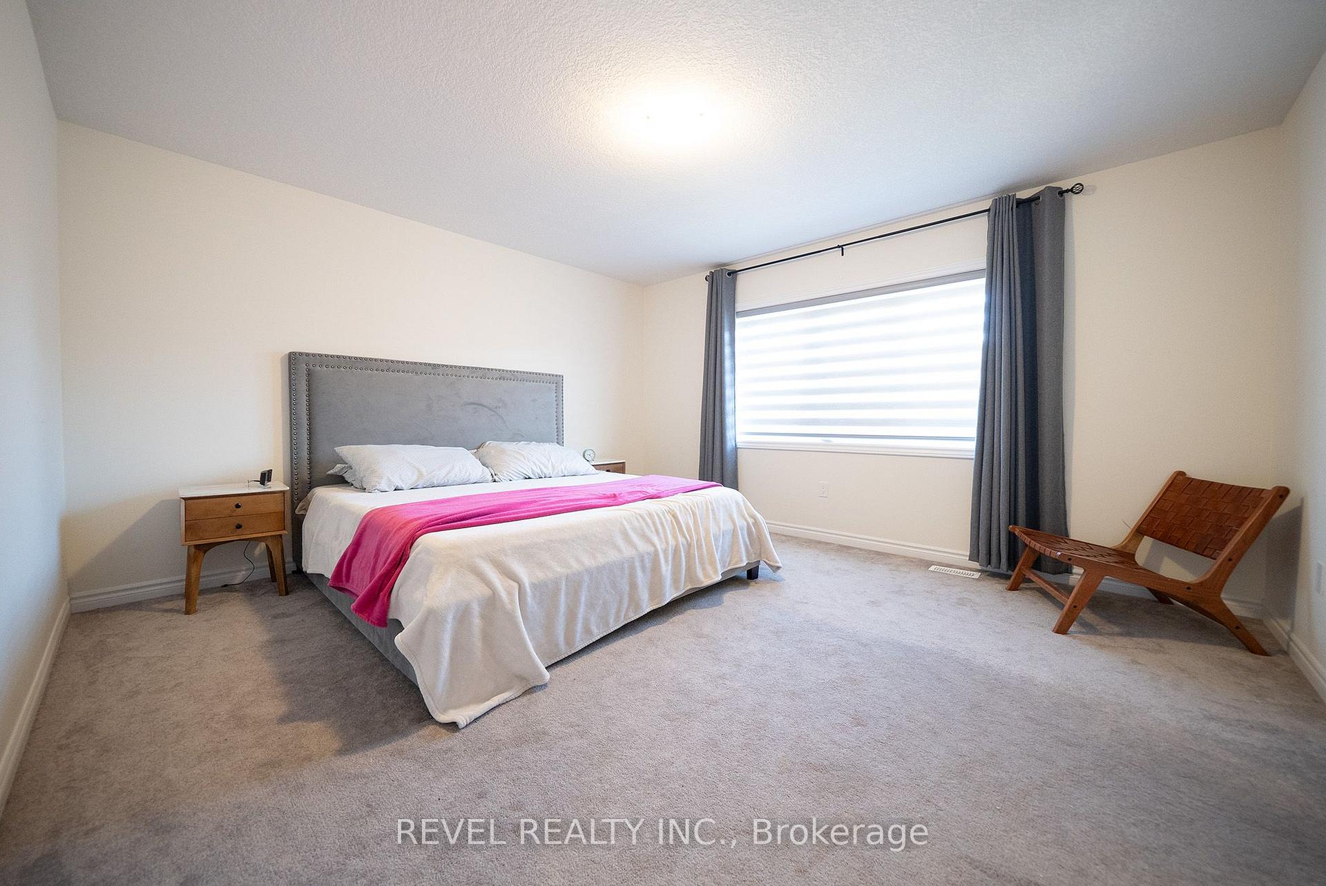 Photo 22 of 64 Holder Drive, Brantford, Empire South — HOMEH