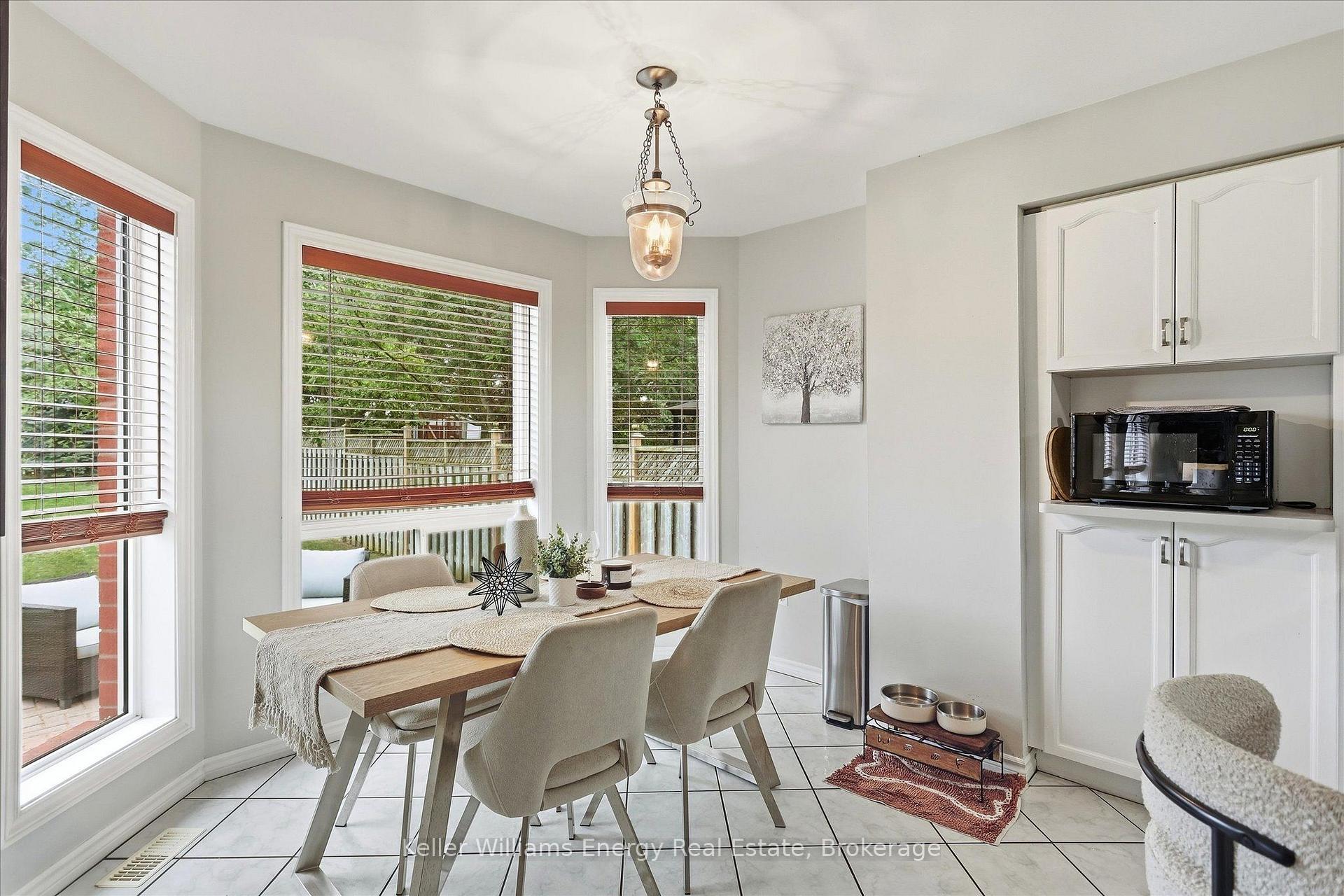 Photo 17 of 89 Robert Adams Drive, Clarington, Courtice — HOMEH
