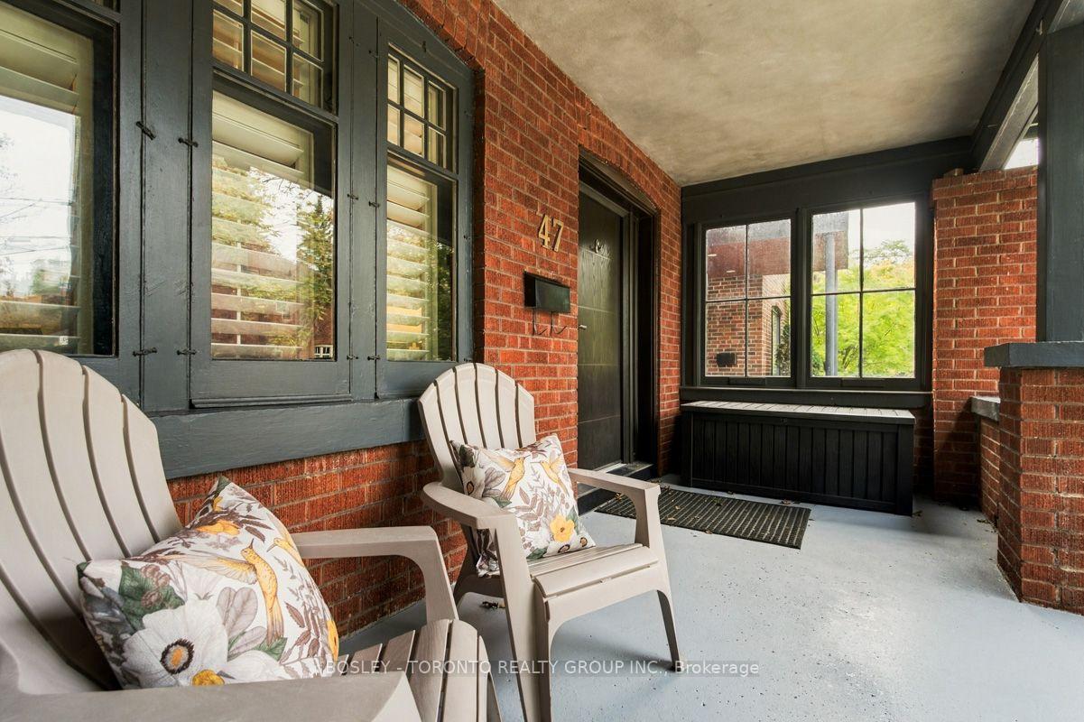 Photo 3 of 47 Raymond Avenue, Toronto, Lambton Baby Point — HOMEH