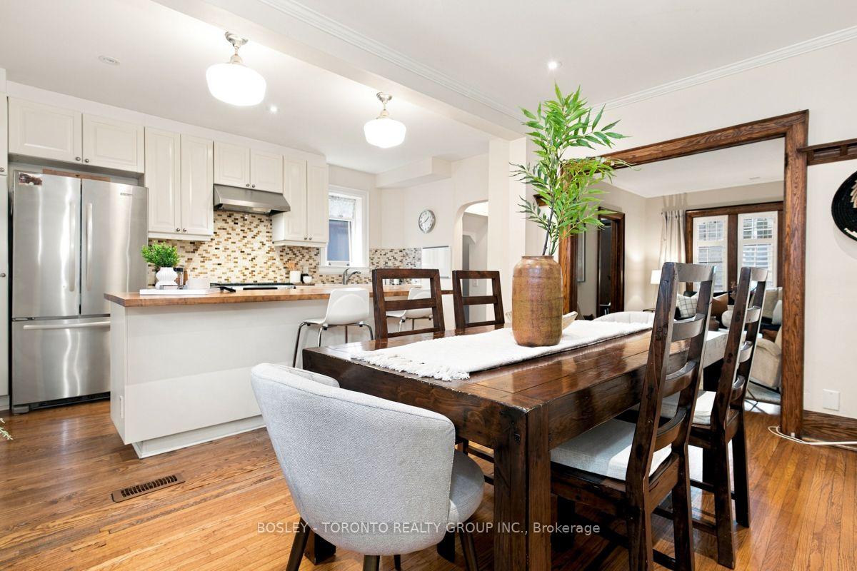 Photo 11 of 47 Raymond Avenue, Toronto, Lambton Baby Point — HOMEH