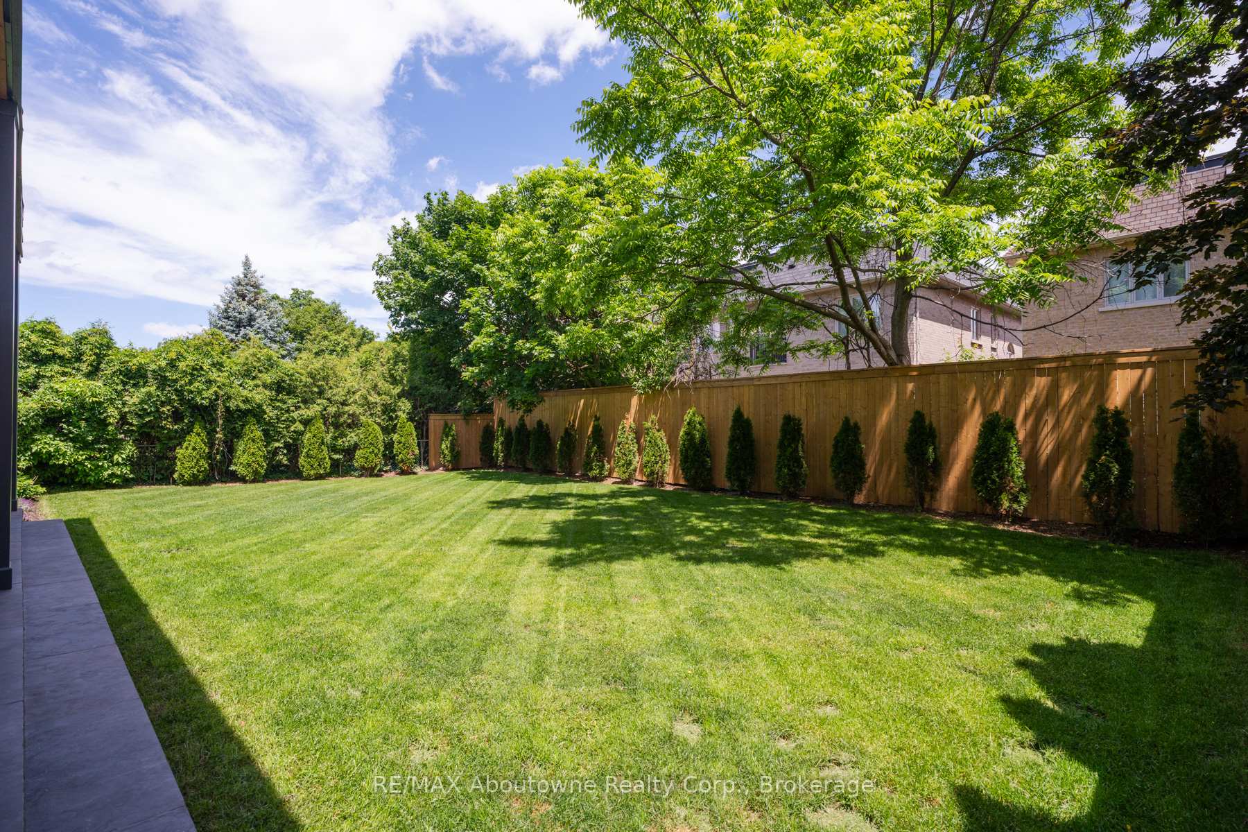 Photo 46 of 203 Weybourne Road, Oakville, West — HOMEH
