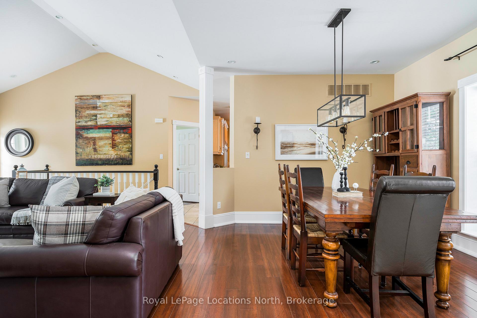 Photo 10 of 12 Evergreen Road, Collingwood — HOMEH
