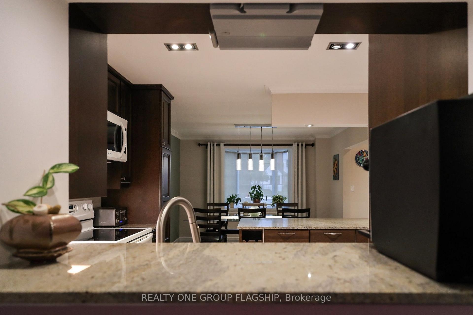 Photo 9 of 1098 Kipling Avenue, Etobicoke, Islington-City Centre West — HOMEH