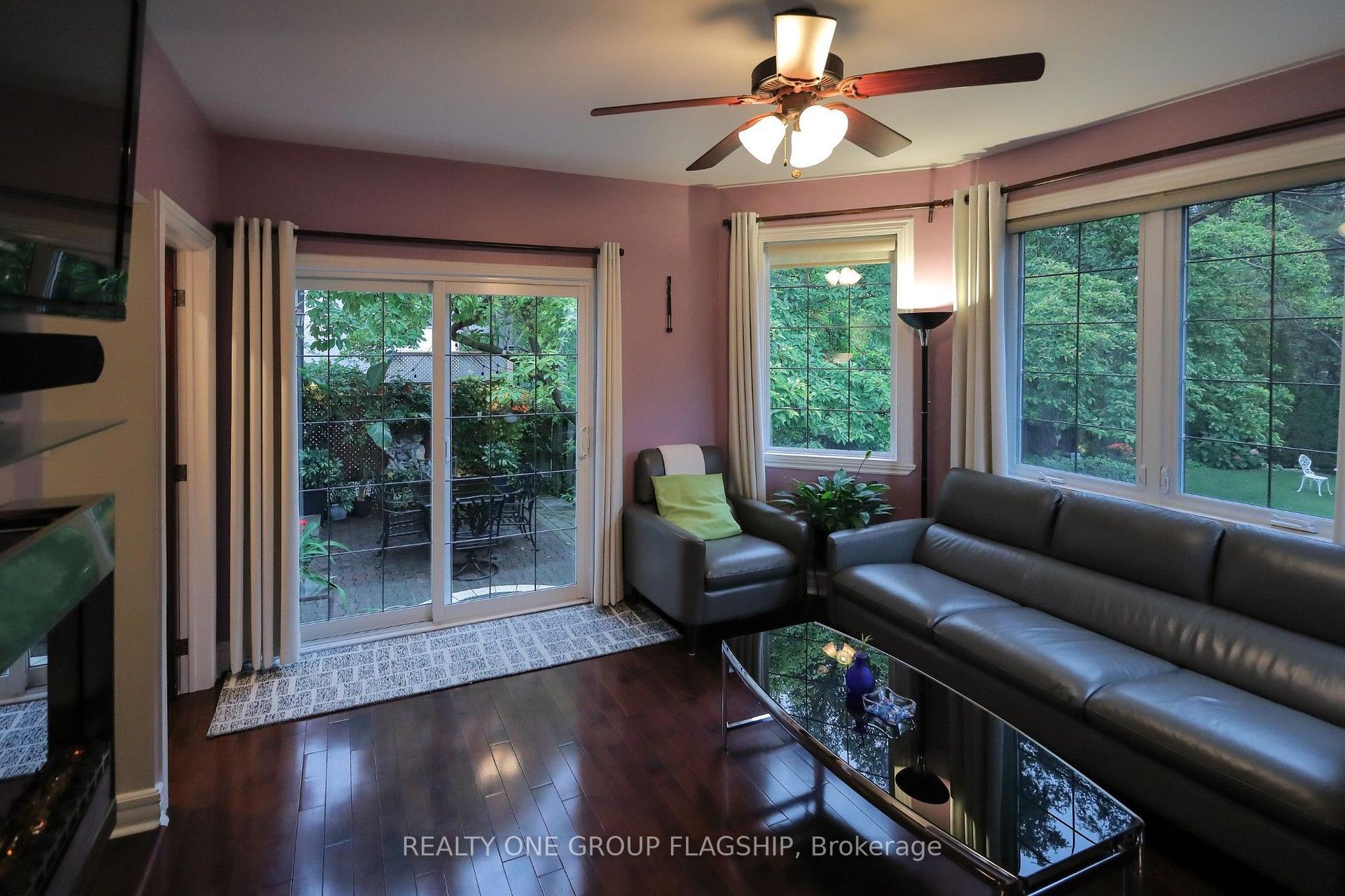 Photo 10 of 1098 Kipling Avenue, Etobicoke, Islington-City Centre West — HOMEH