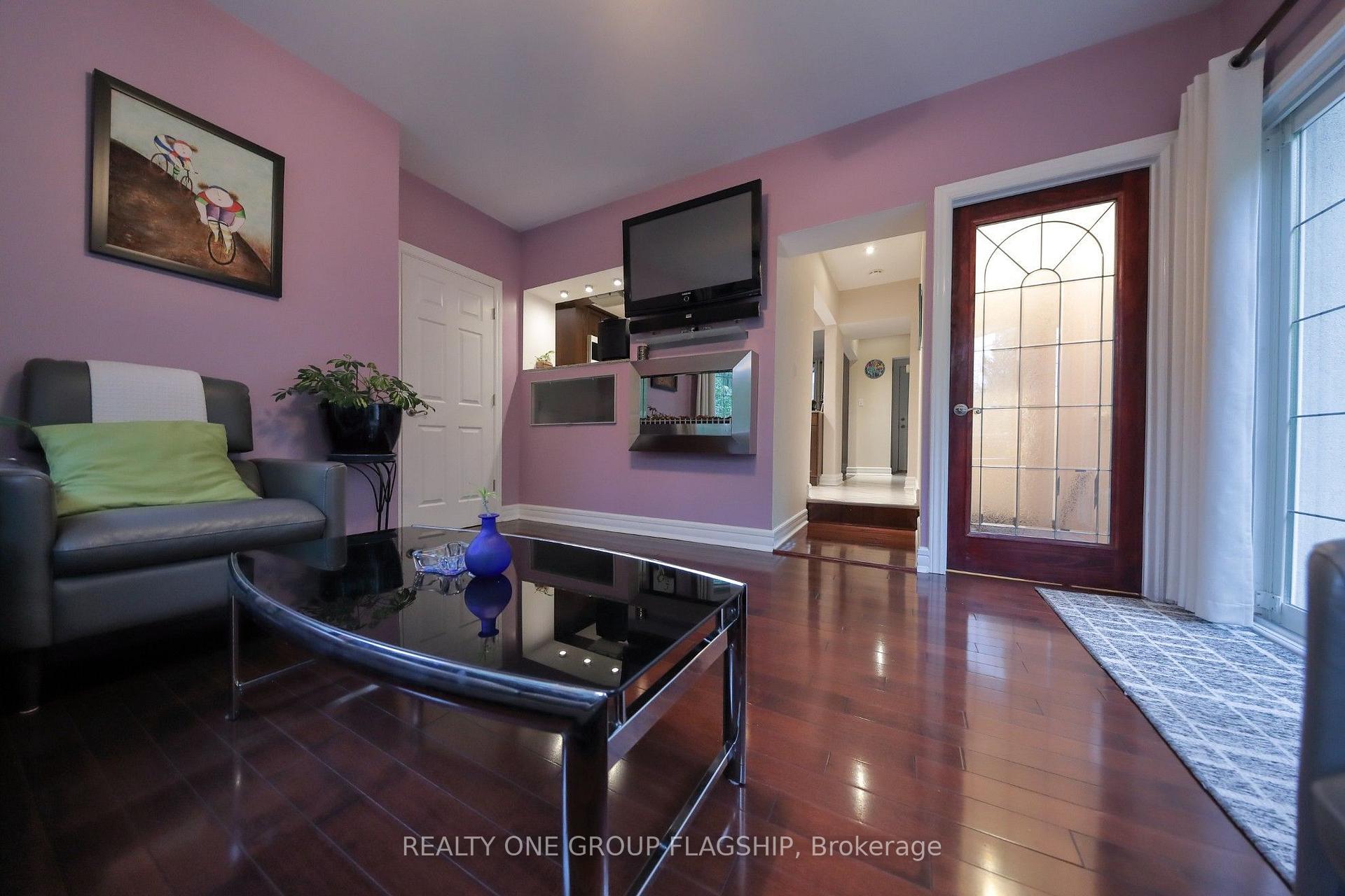 Photo 11 of 1098 Kipling Avenue, Etobicoke, Islington-City Centre West — HOMEH
