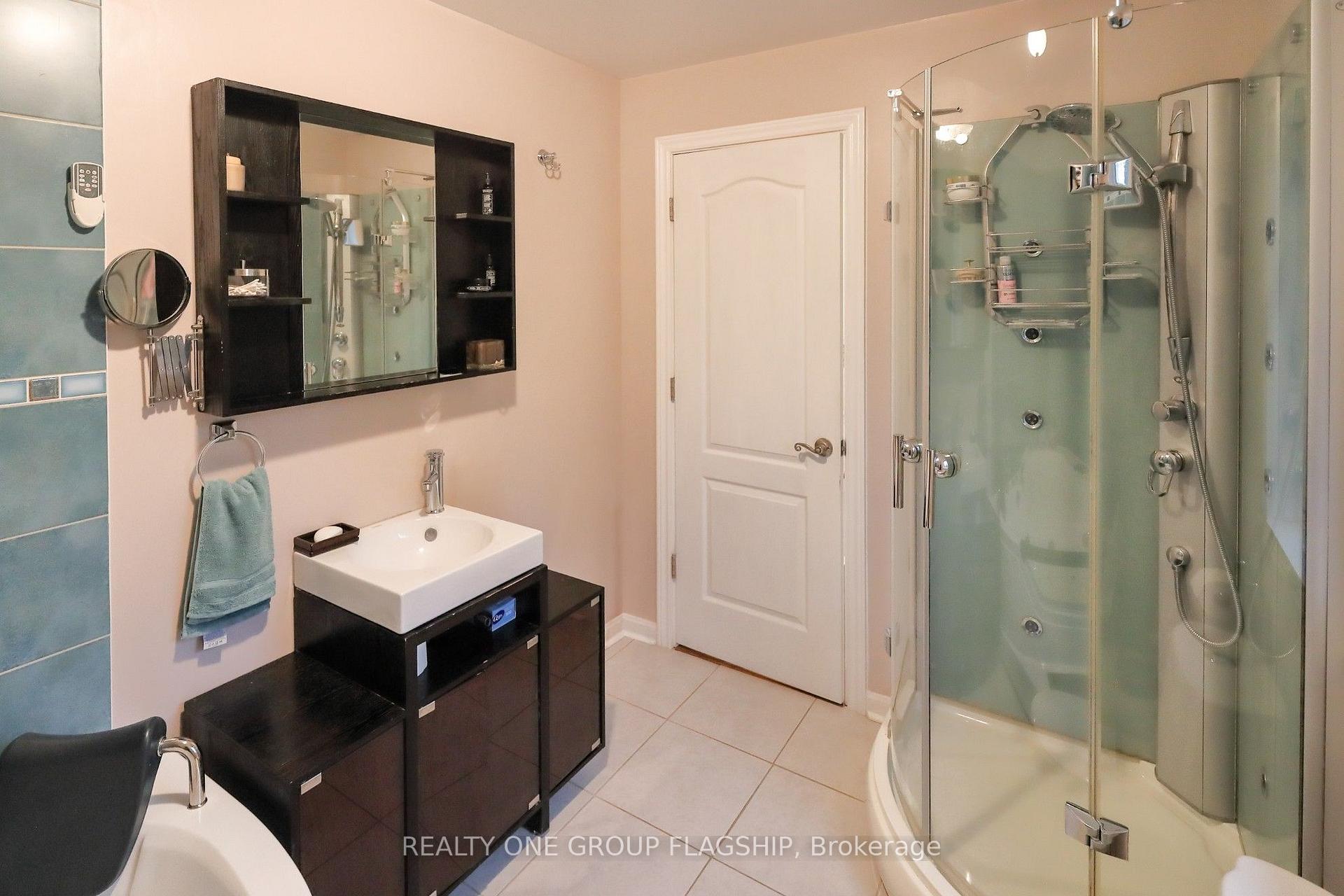 Photo 29 of 1098 Kipling Avenue, Etobicoke, Islington-City Centre West — HOMEH