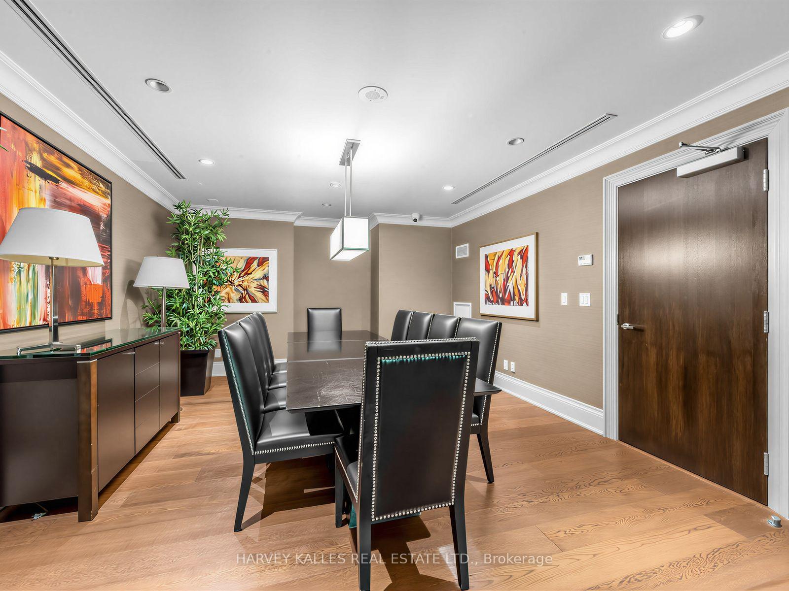 Photo 11 of Unit 420, 1717 Avenue Road, Toronto, Bedford Park-Nortown — HOMEH