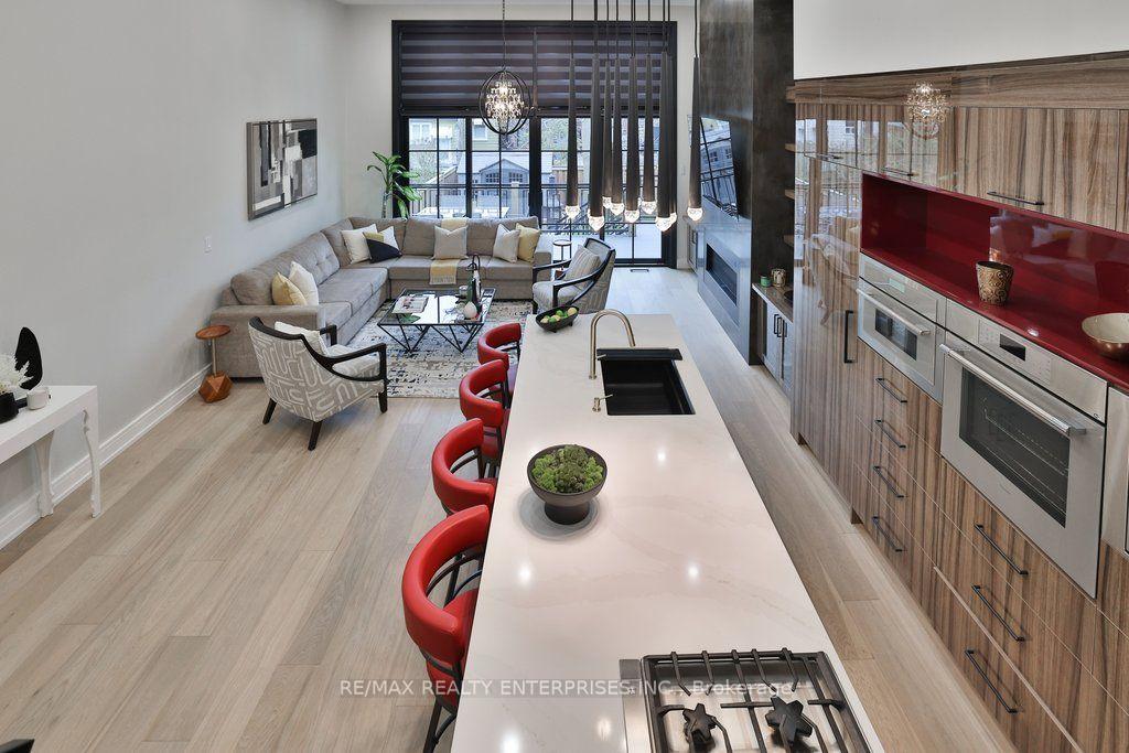 Photo 15 of 47 Thirteenth Street, Etobicoke, New Toronto — HOMEH