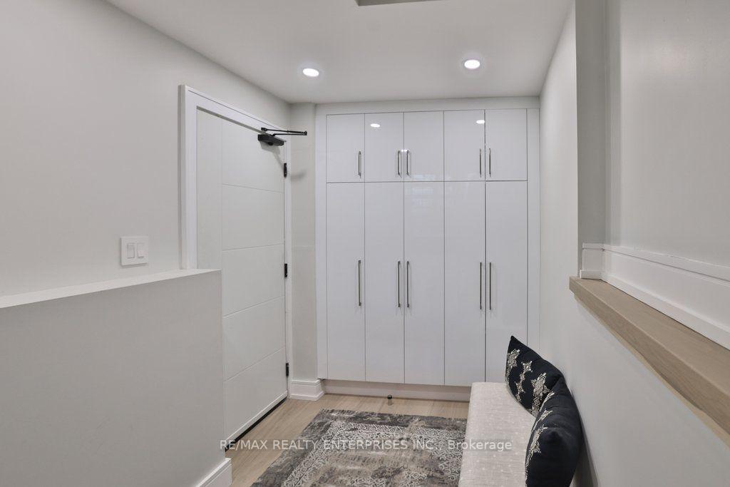 Photo 33 of 47 Thirteenth Street, Etobicoke, New Toronto — HOMEH