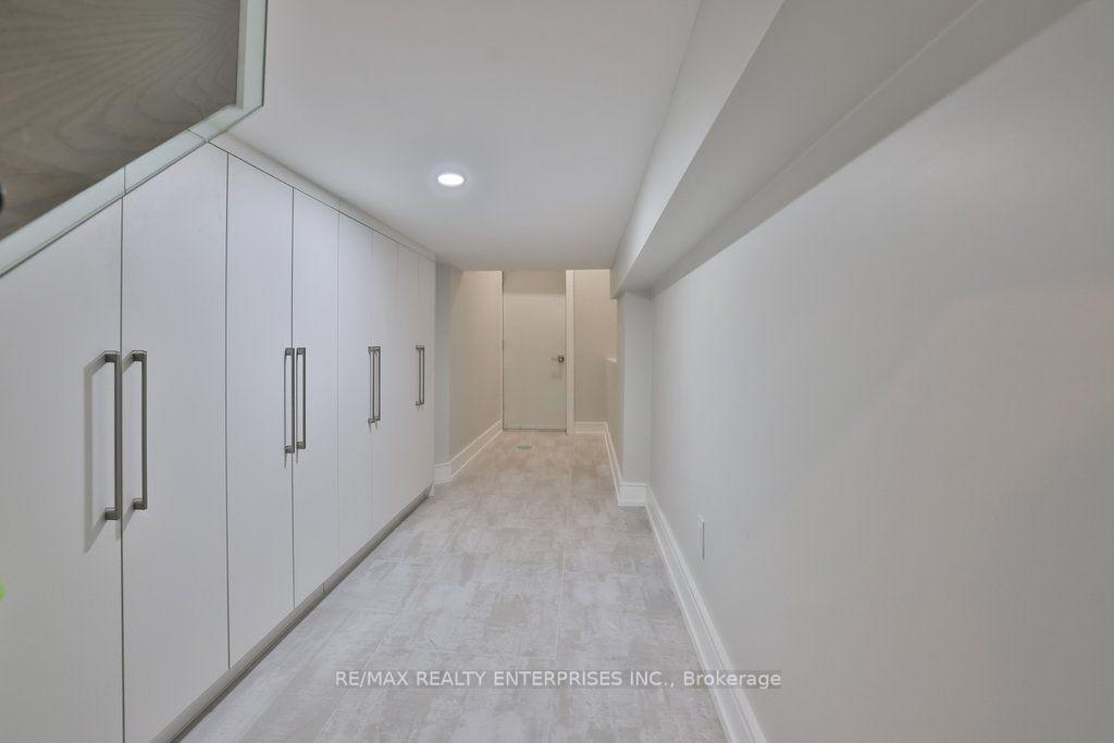 Photo 39 of 47 Thirteenth Street, Etobicoke, New Toronto — HOMEH
