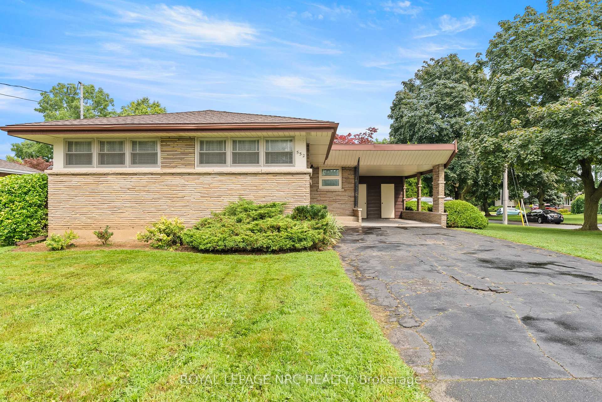Photo of 552 Bunting Road