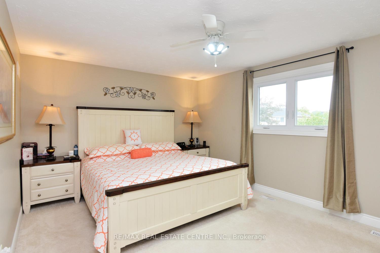 Photo 29 of 43 Regalview Drive, Hamilton, Stoney Creek — HOMEH