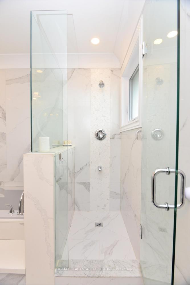 Photo 31 of 43 Regalview Drive, Hamilton, Stoney Creek — HOMEH