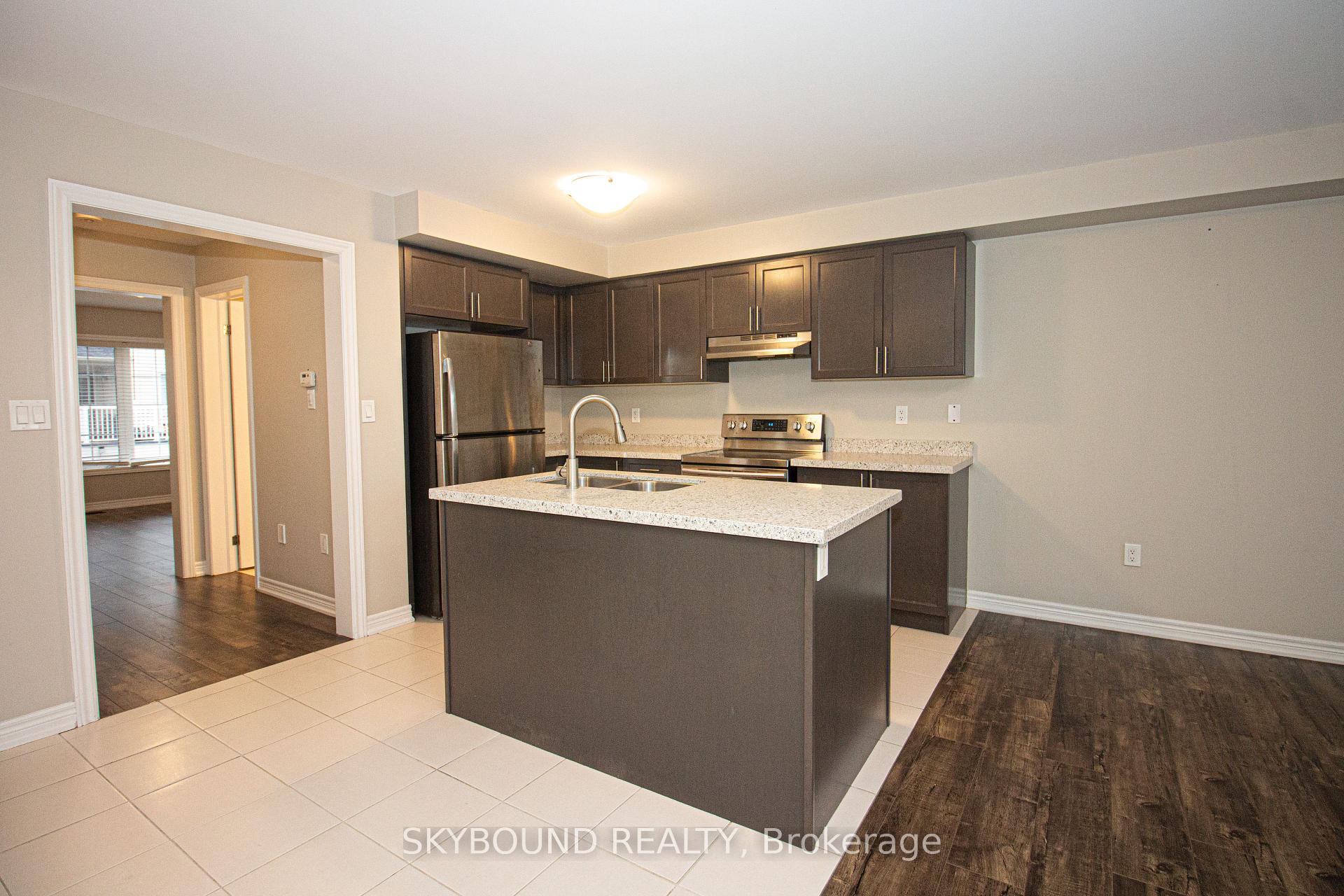 Photo 6 of Unit 8, 395 Linden Drive, Cambridge, Preston Heights — HOMEH