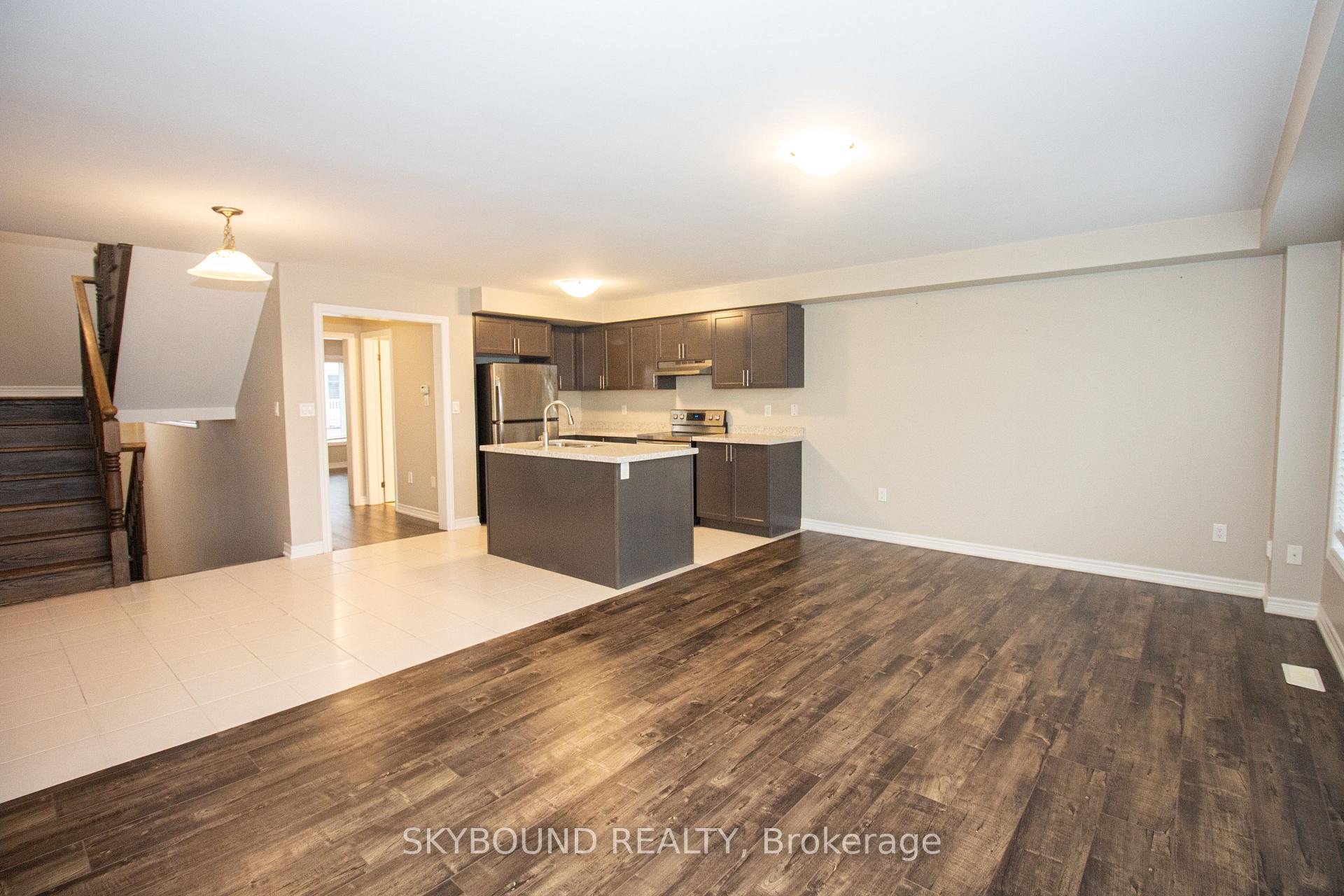 Photo 8 of Unit 8, 395 Linden Drive, Cambridge, Preston Heights — HOMEH