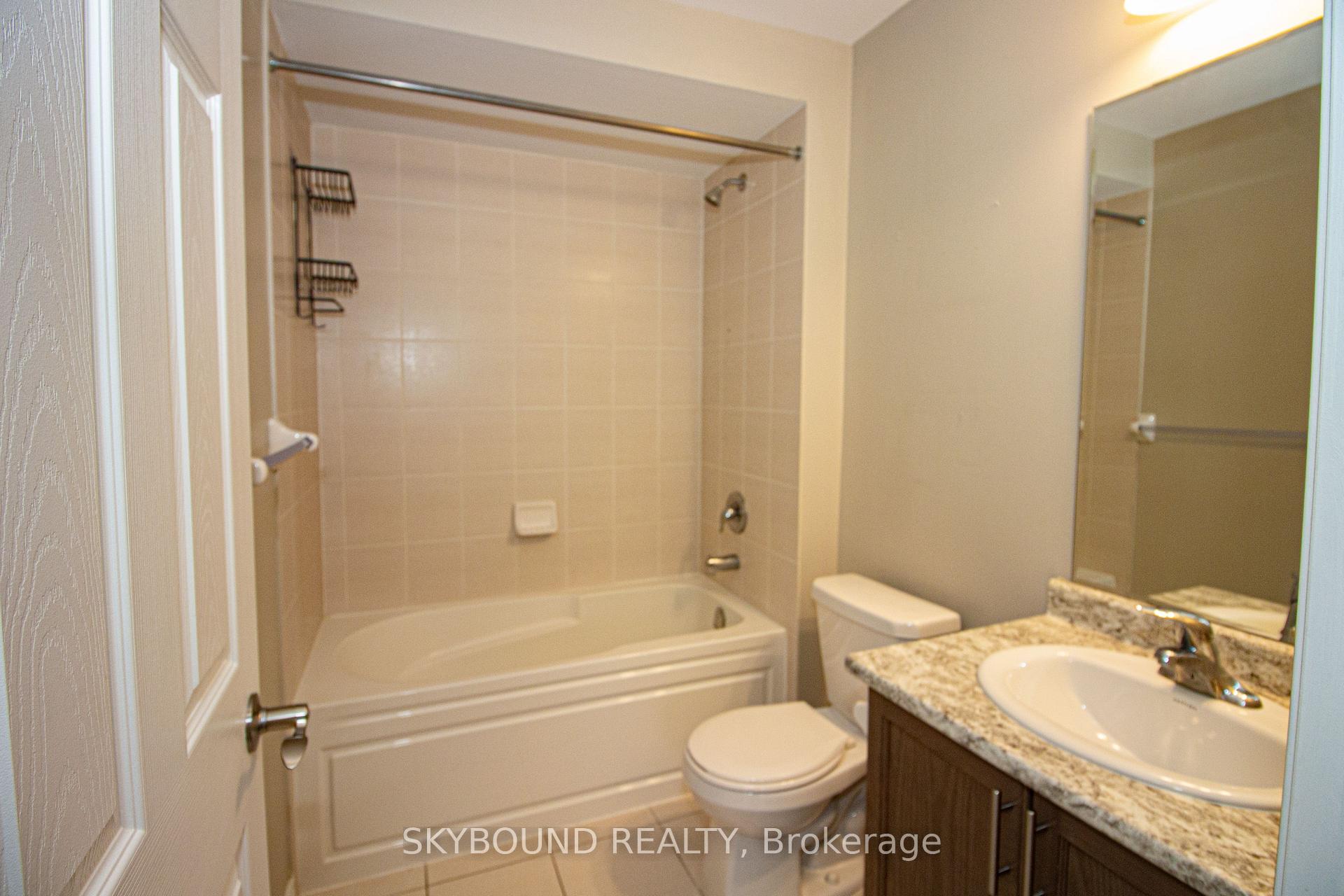 Photo 12 of Unit 8, 395 Linden Drive, Cambridge, Preston Heights — HOMEH