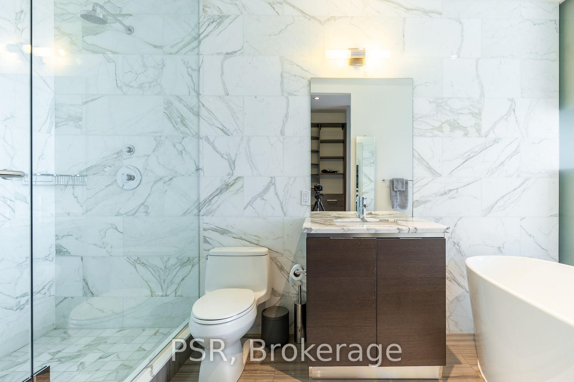 Photo 5 of Unit 4505, 33 Charles Street E, Toronto, Church-Yonge Corridor — HOMEH