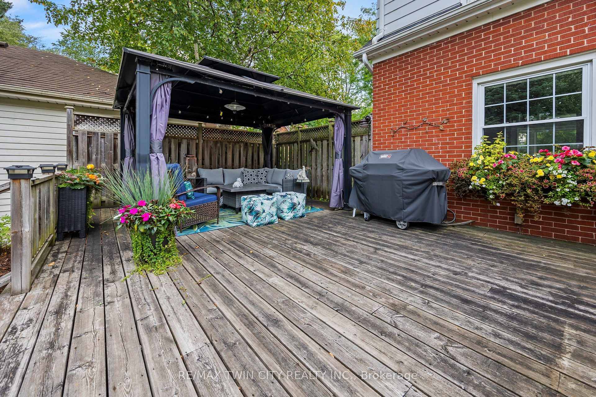 Photo 28 of 164 Sheldon Avenue N, Kitchener, King East — HOMEH