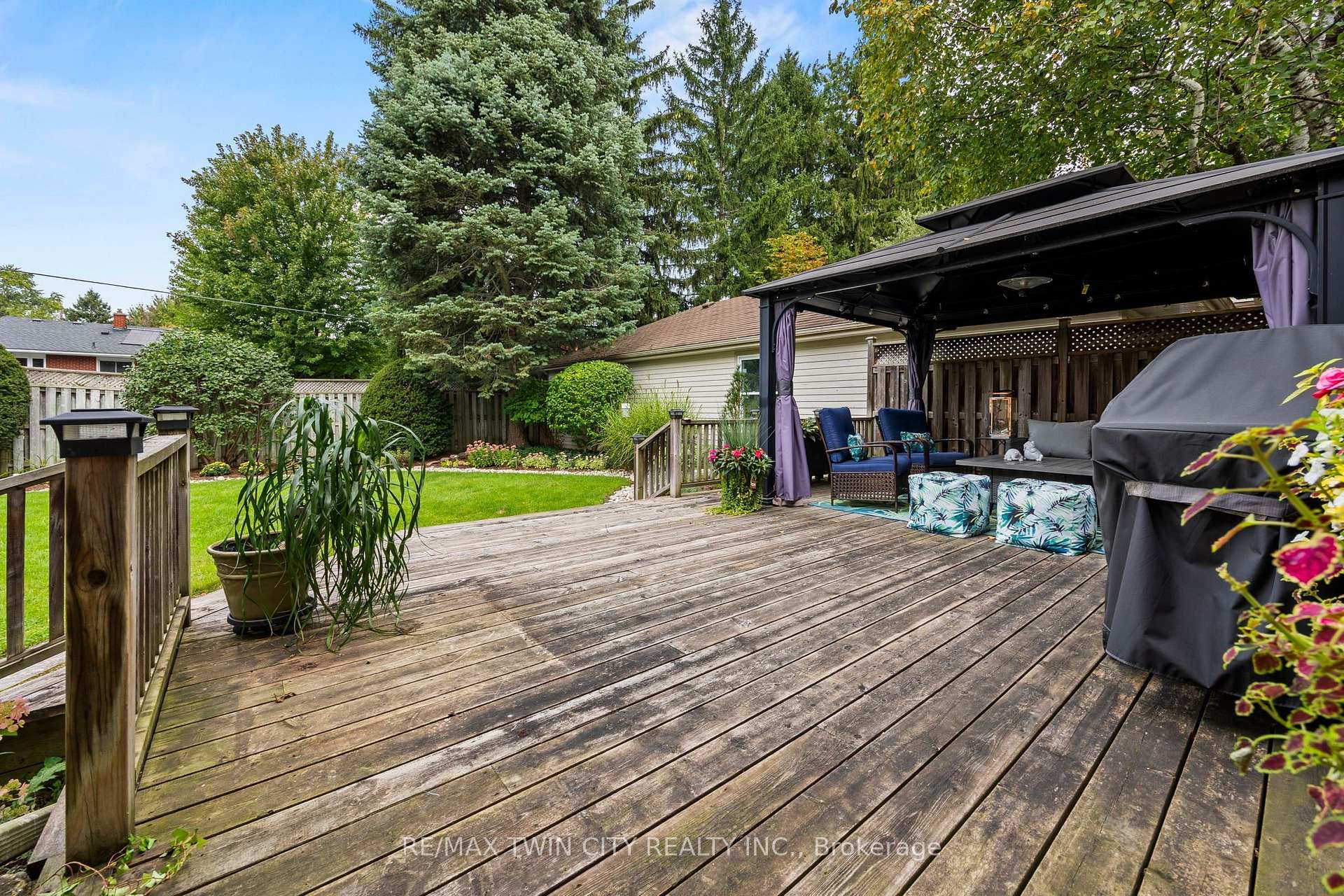 Photo 29 of 164 Sheldon Avenue N, Kitchener, King East — HOMEH