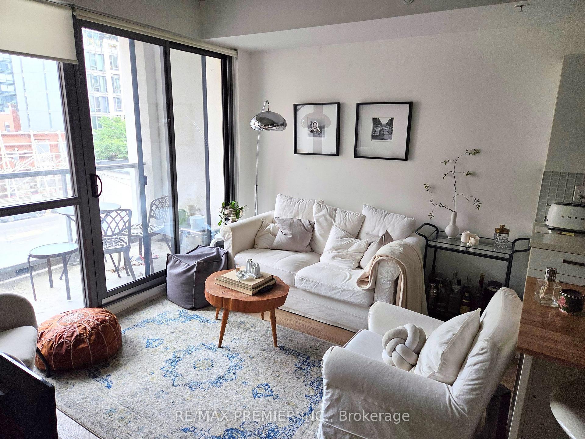 Photo 3 of Unit 403, 39 Brant Street, Toronto, Waterfront Communities — HOMEH