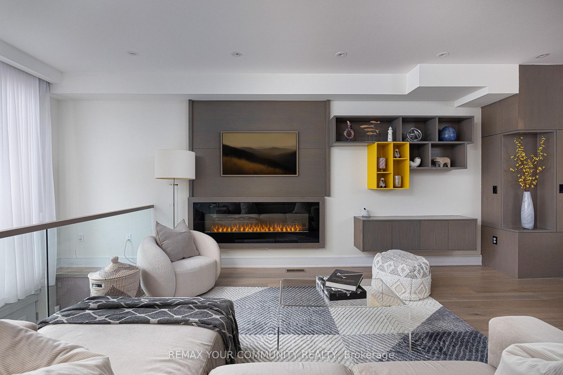 Photo 11 of 164 Aldwych Avenue, Toronto, Danforth Village-East York — HOMEH