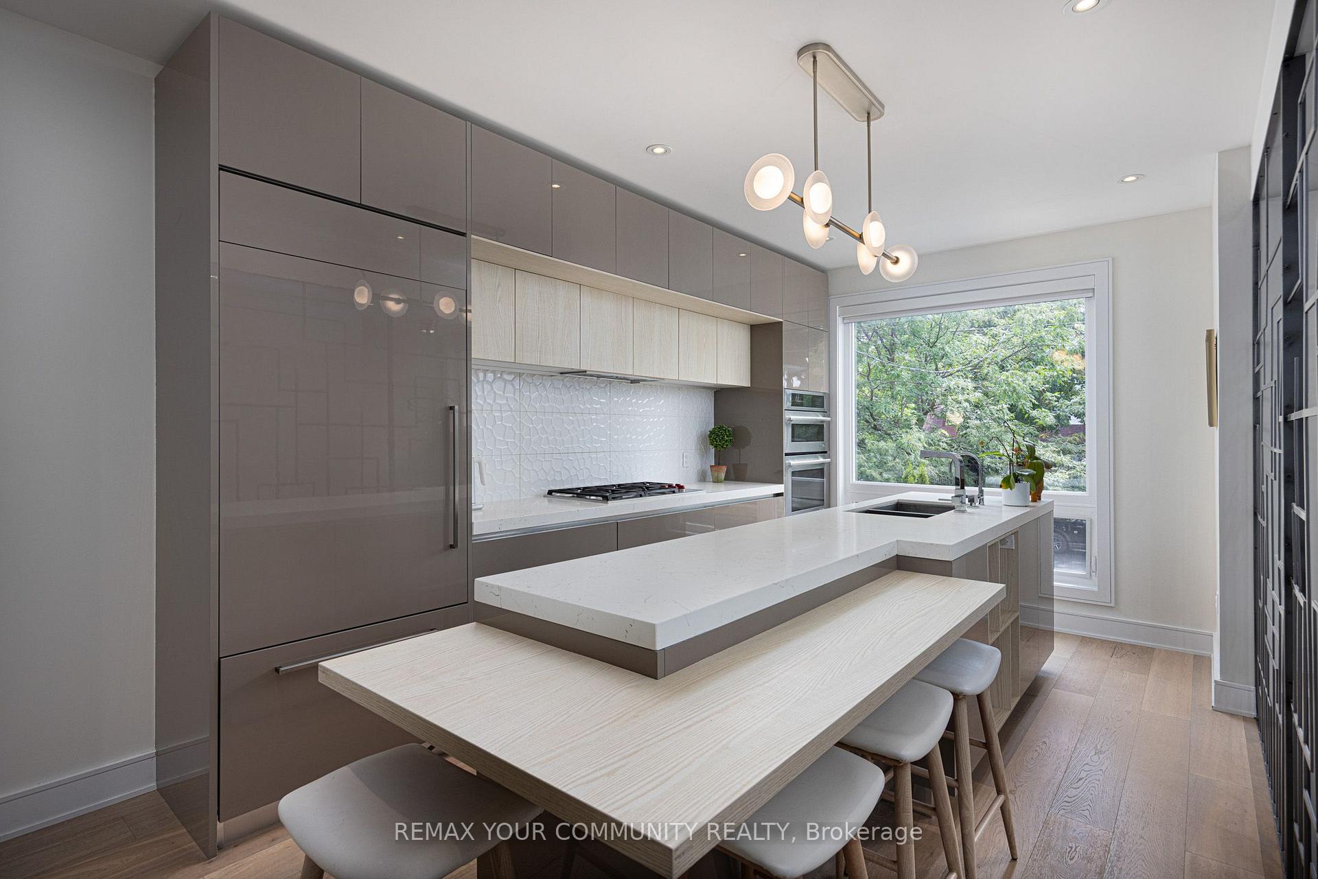 Photo 18 of 164 Aldwych Avenue, Toronto, Danforth Village-East York — HOMEH