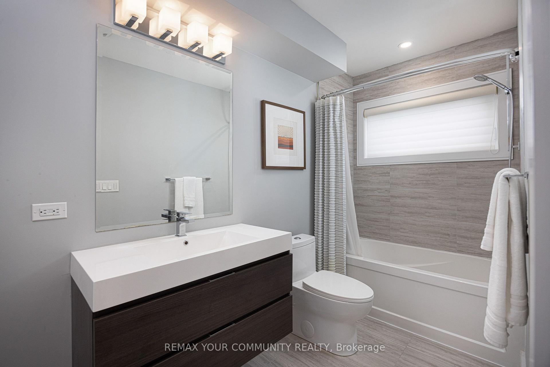 Photo 30 of 164 Aldwych Avenue, Toronto, Danforth Village-East York — HOMEH