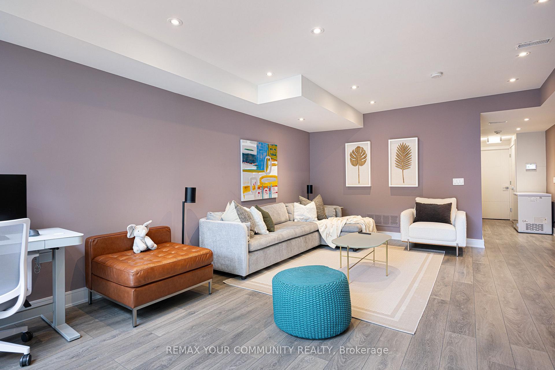 Photo 43 of 164 Aldwych Avenue, Toronto, Danforth Village-East York — HOMEH