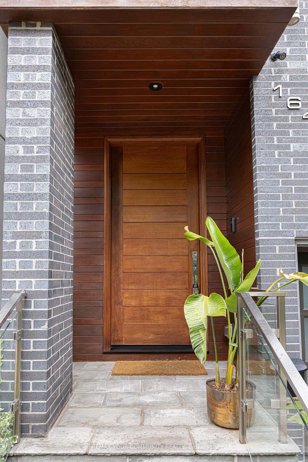 Photo 50 of 164 Aldwych Avenue, Toronto, Danforth Village-East York — HOMEH