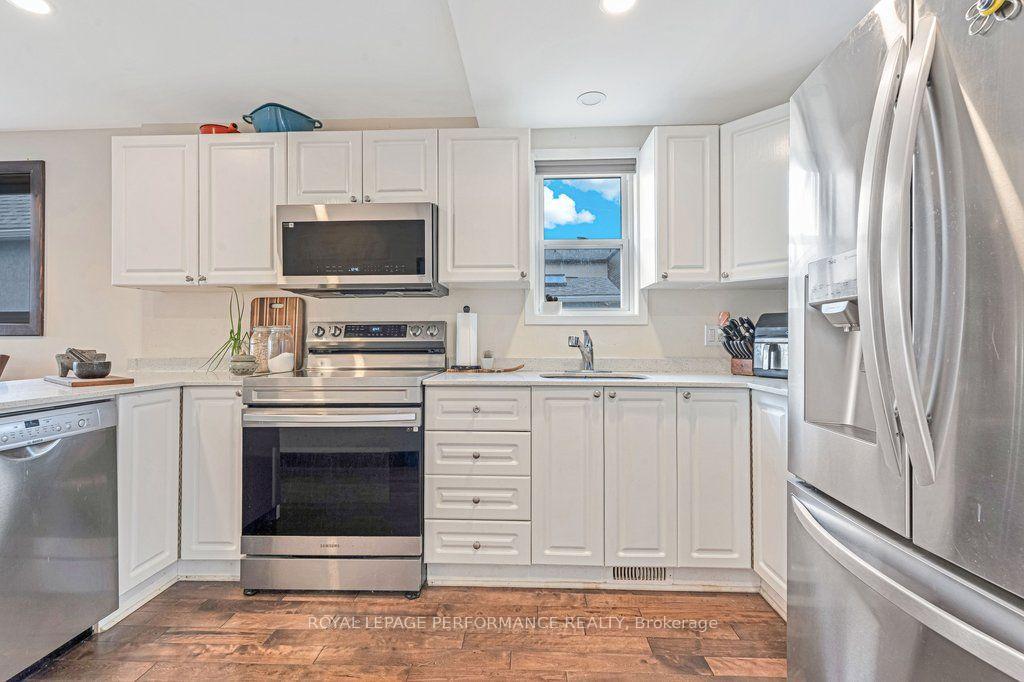 Photo 6 of 148 Carillon Street, Ottawa, Vanier — HOMEH