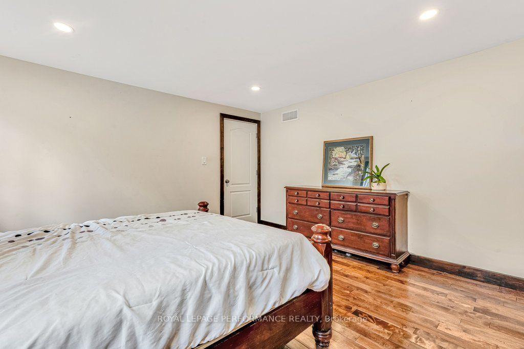 Photo 8 of 148 Carillon Street, Ottawa, Vanier — HOMEH