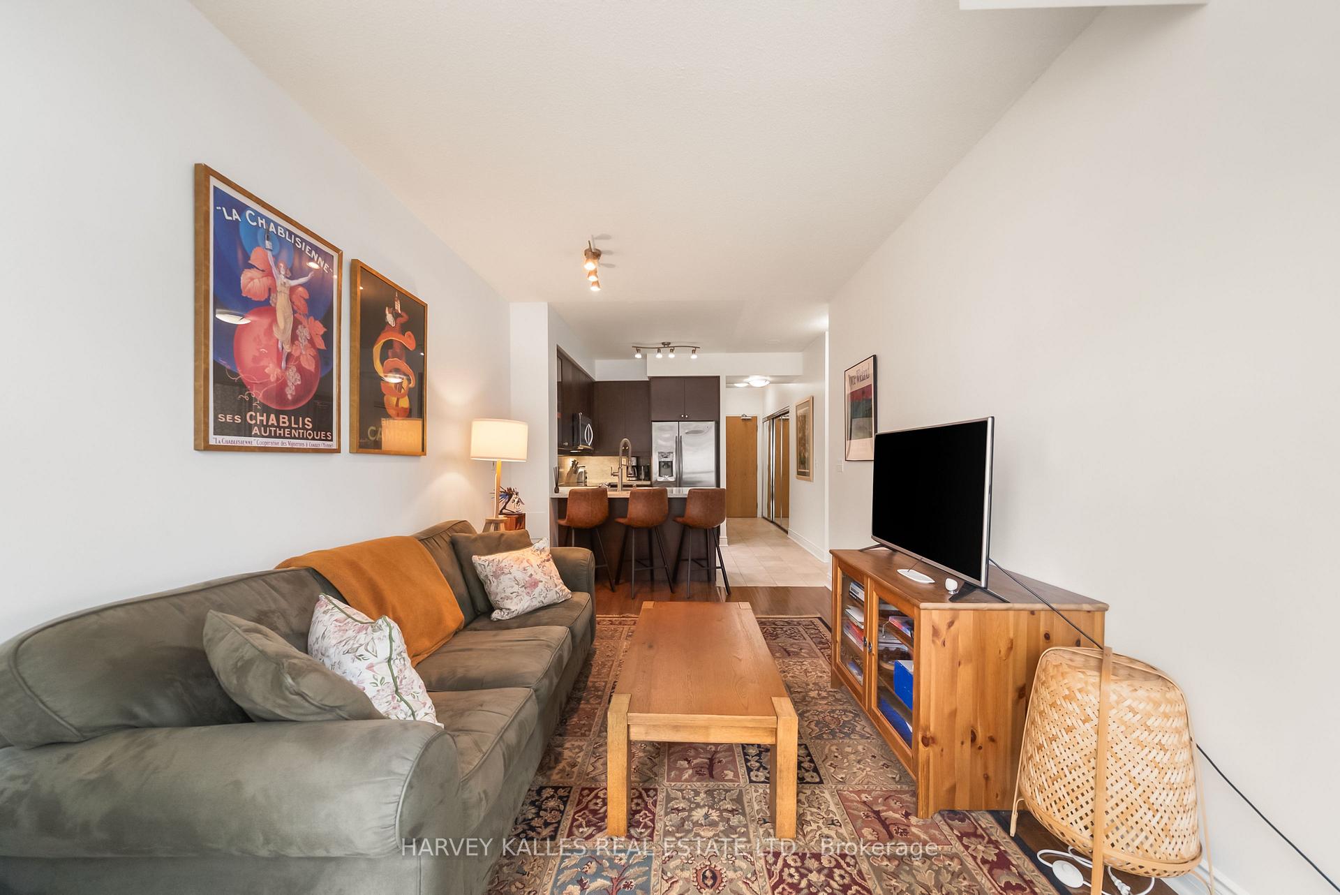 Photo 5 of Unit 602, 1910 Lake Shore Boulevard W, Toronto, South Parkdale — HOMEH
