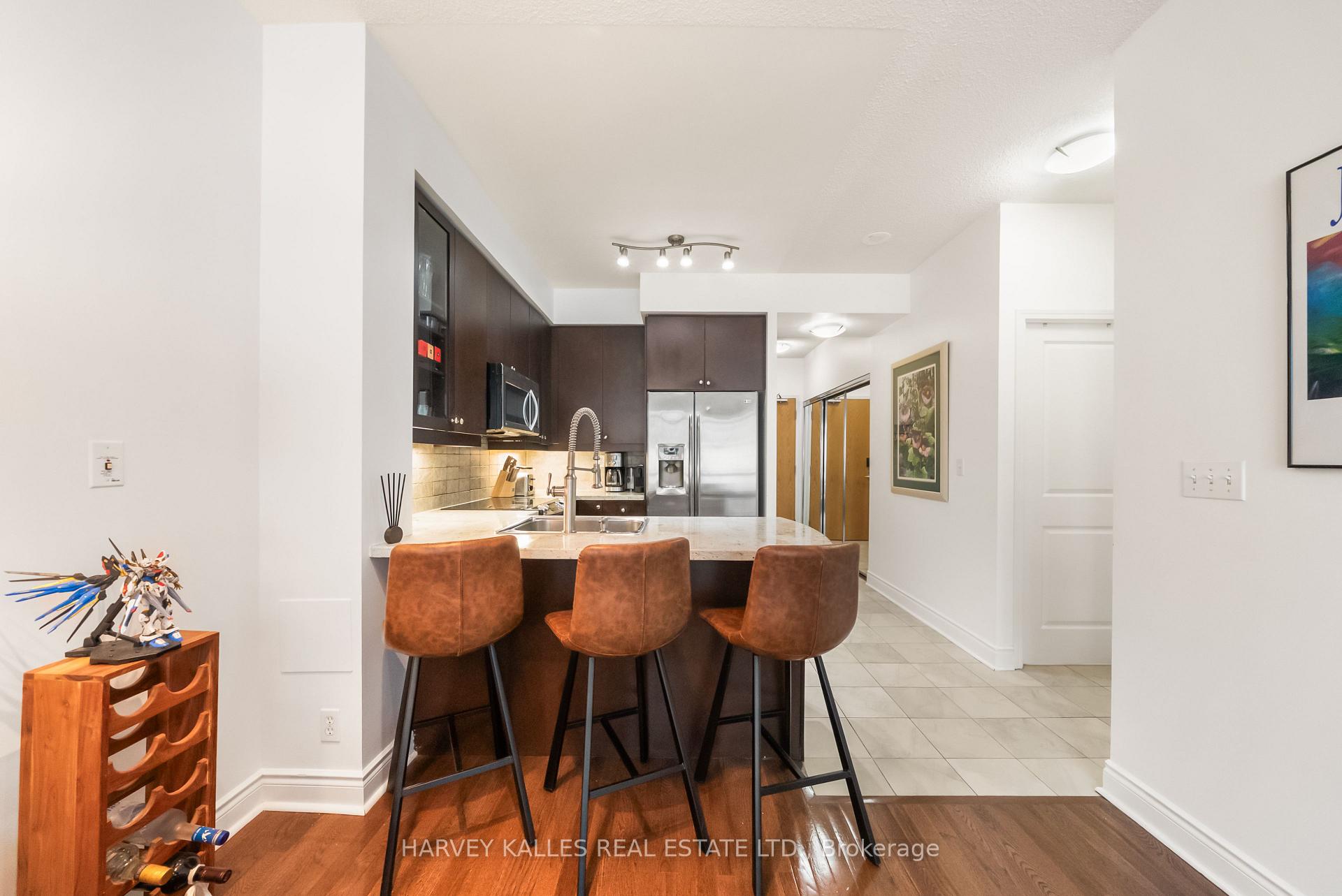 Photo 9 of Unit 602, 1910 Lake Shore Boulevard W, Toronto, South Parkdale — HOMEH