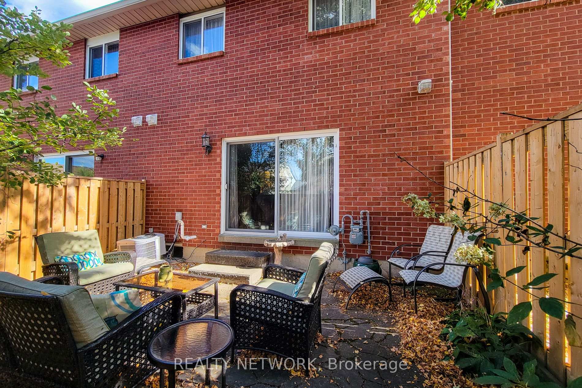 Photo 27 of Unit 44, 34 Dynasty Avenue, Hamilton, Stoney Creek — HOMEH