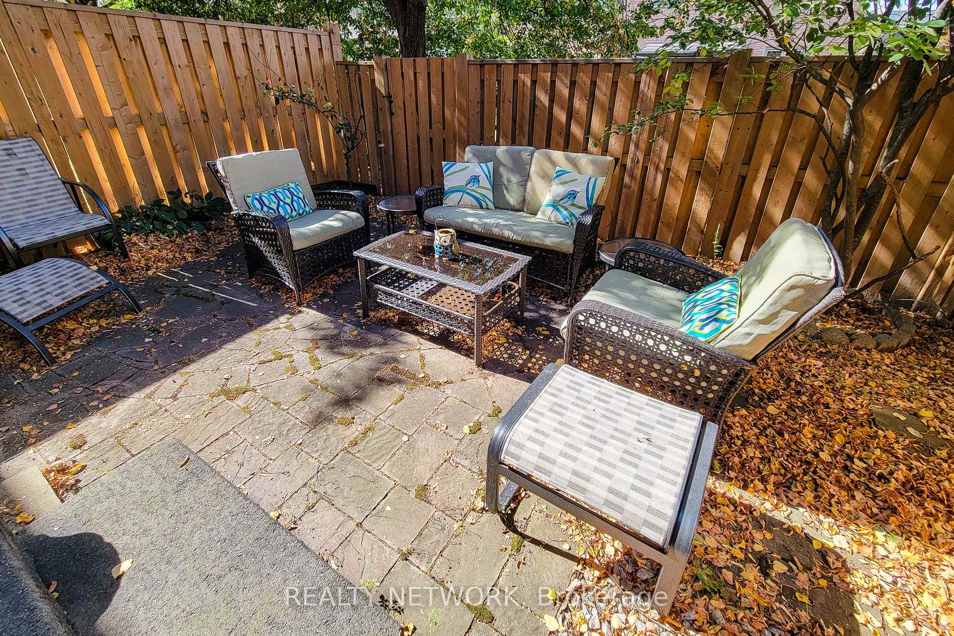 Photo 28 of Unit 44, 34 Dynasty Avenue, Hamilton, Stoney Creek — HOMEH