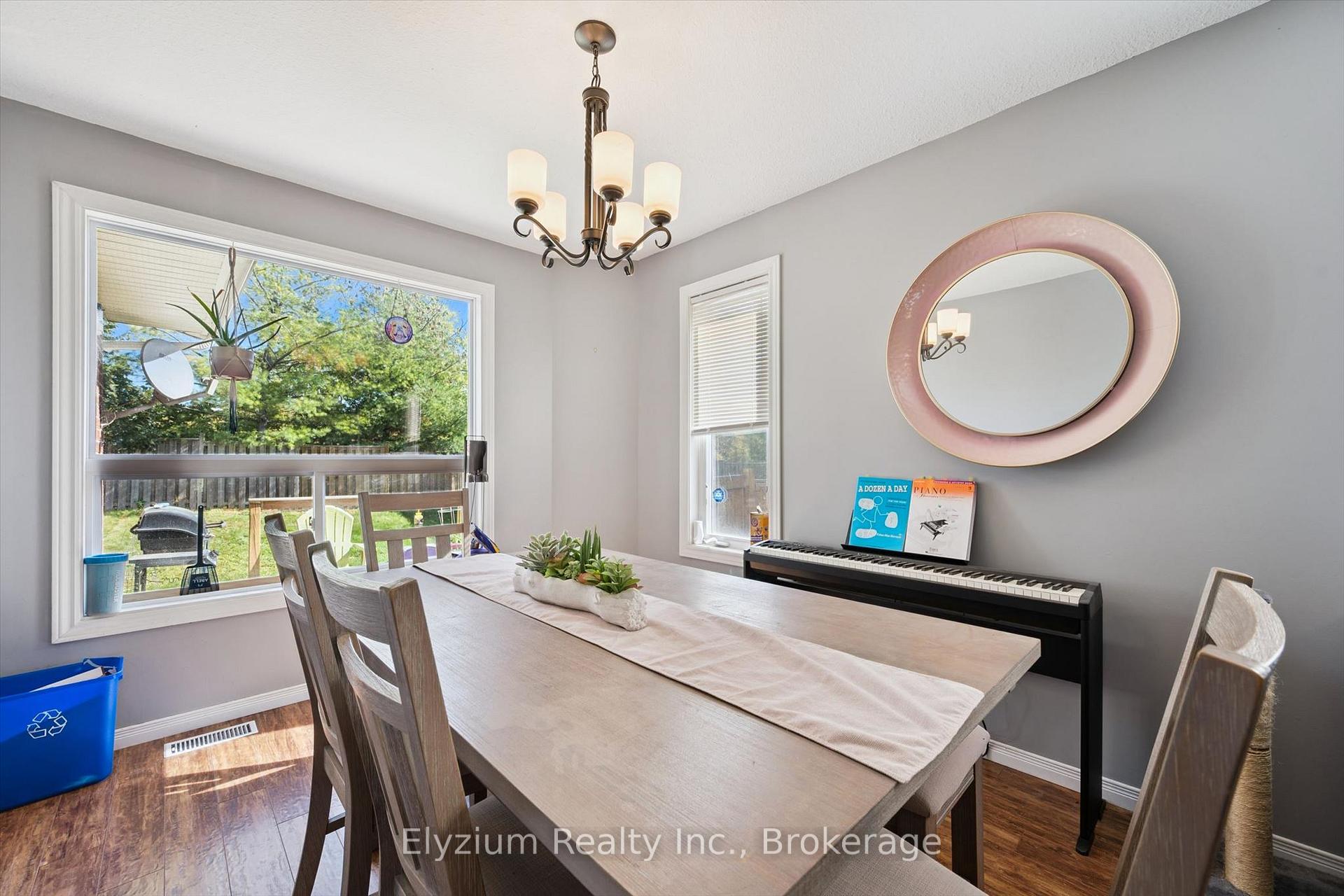 Photo 13 of 25 Henry Court, Guelph, Grange Road — HOMEH