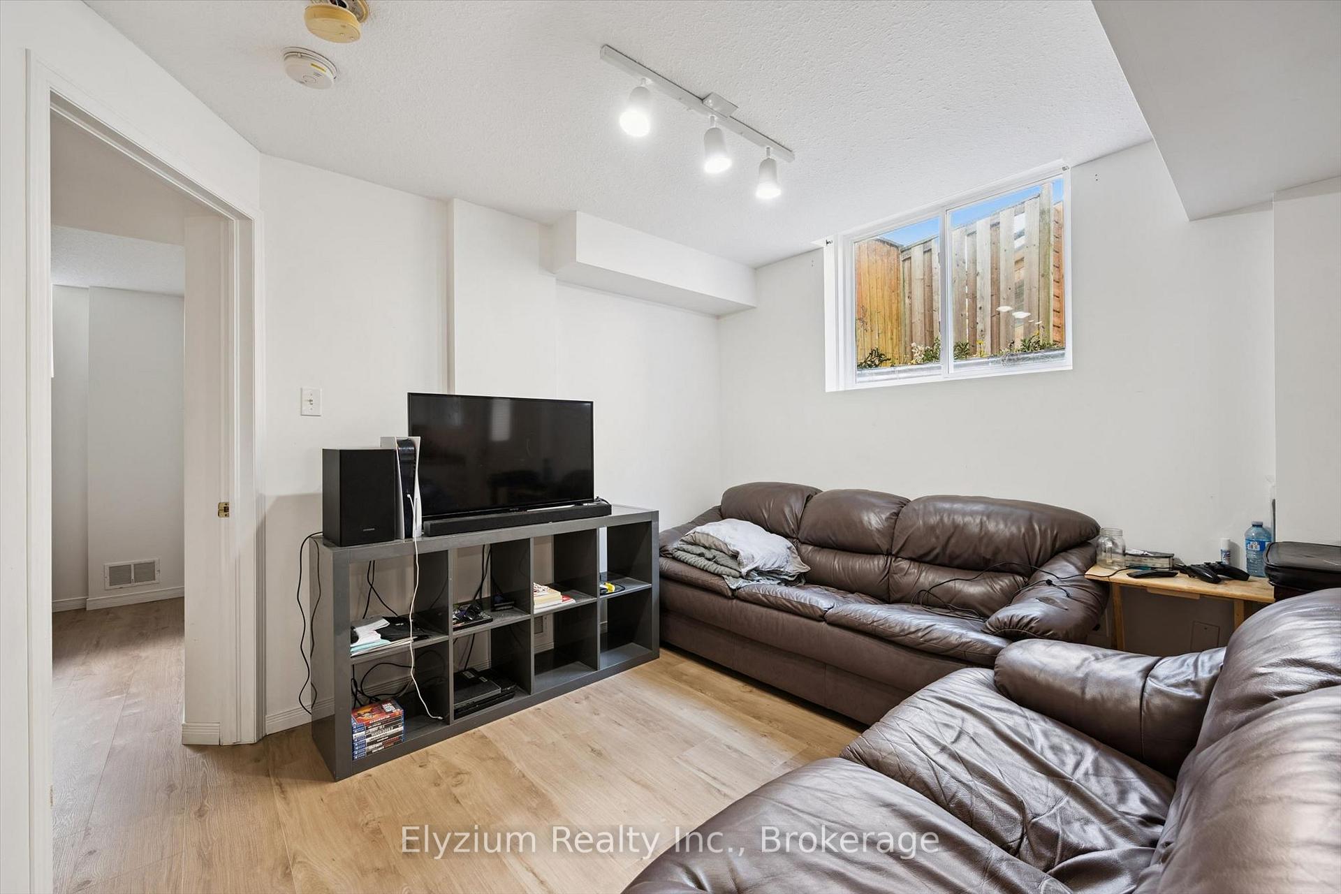 Photo 24 of 25 Henry Court, Guelph, Grange Road — HOMEH