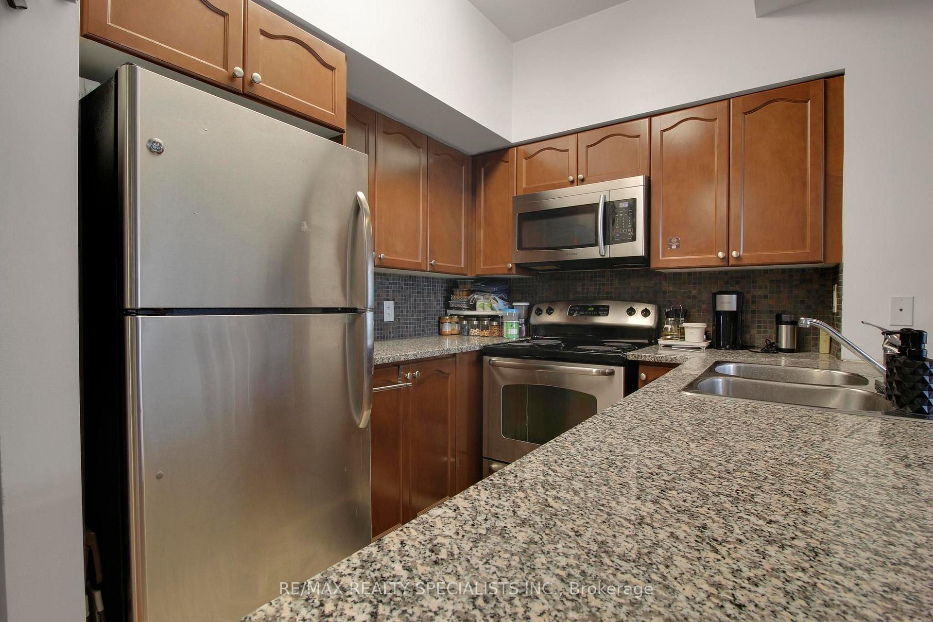 Photo 7 of Unit 2303, 335 Rathburn Road W, Mississauga, Creditview — HOMEH