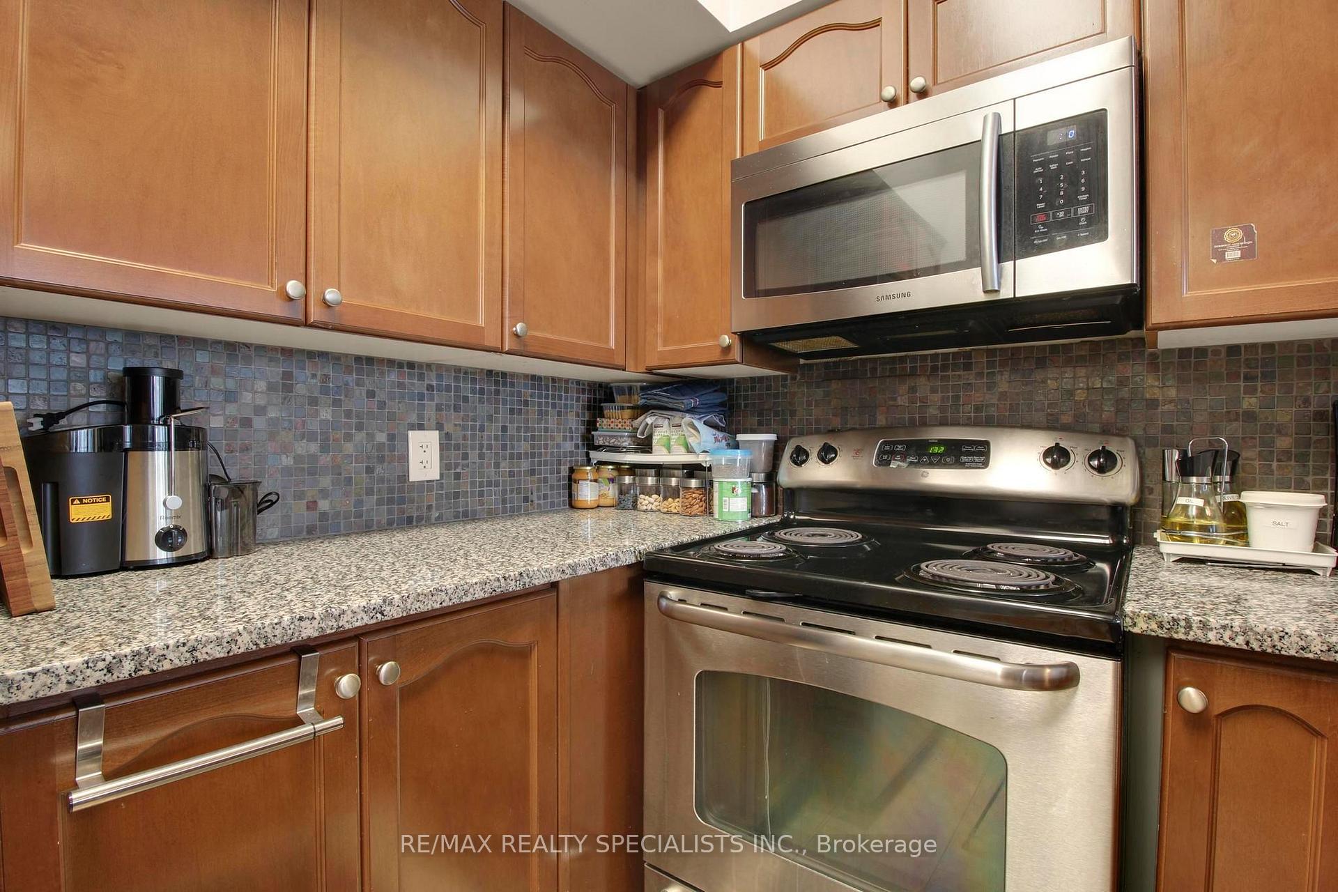 Photo 9 of Unit 2303, 335 Rathburn Road W, Mississauga, Creditview — HOMEH