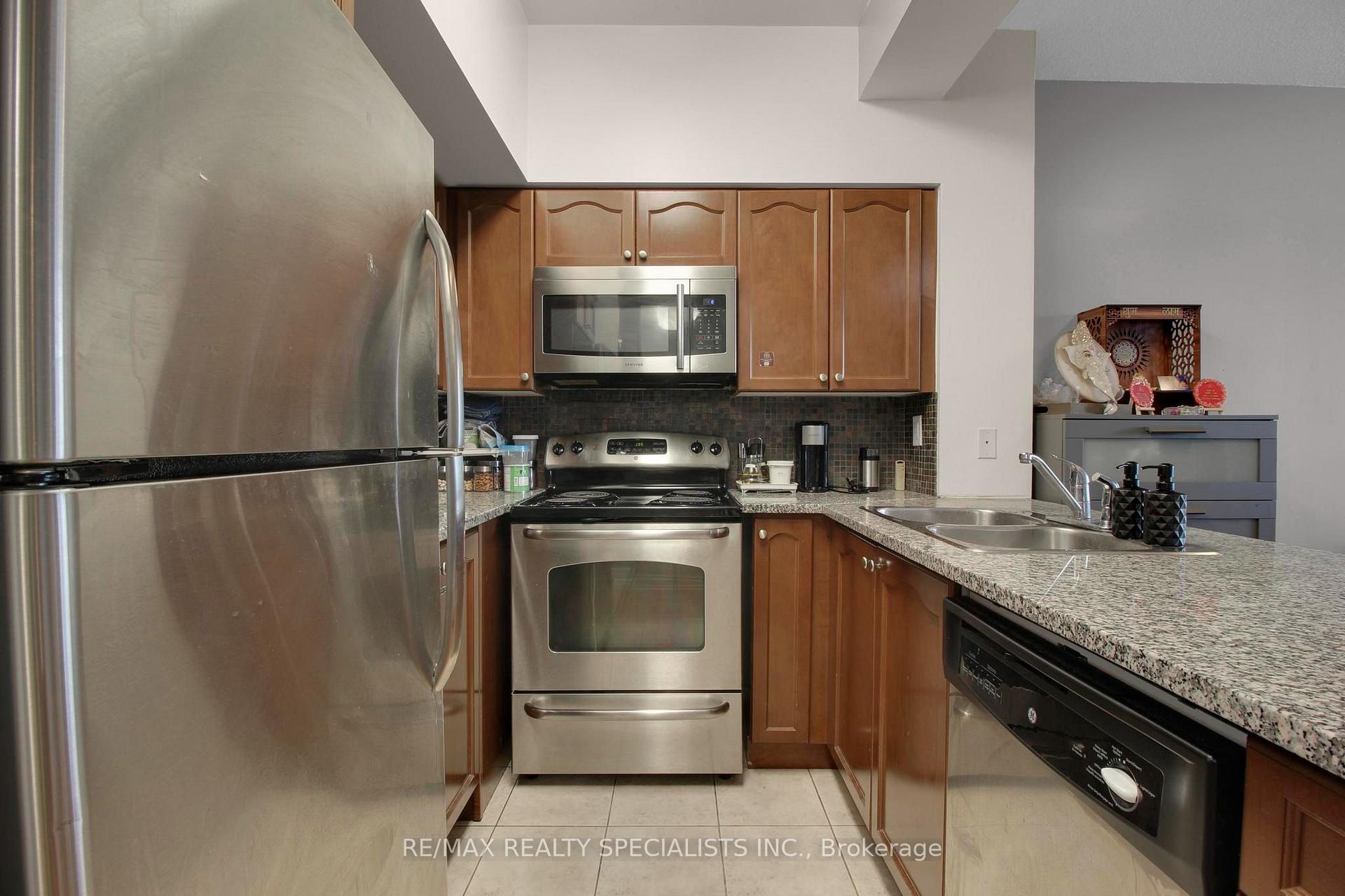 Photo 10 of Unit 2303, 335 Rathburn Road W, Mississauga, Creditview — HOMEH
