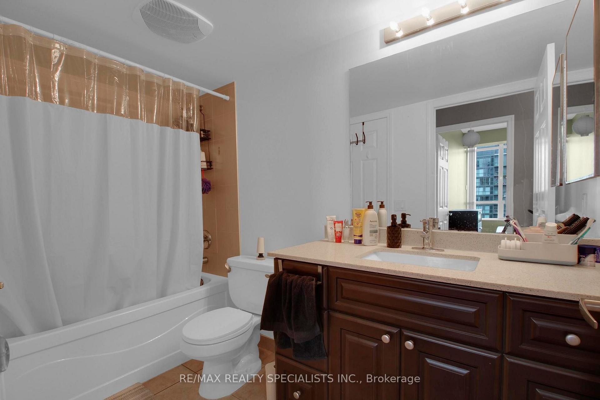 Photo 18 of Unit 2303, 335 Rathburn Road W, Mississauga, Creditview — HOMEH