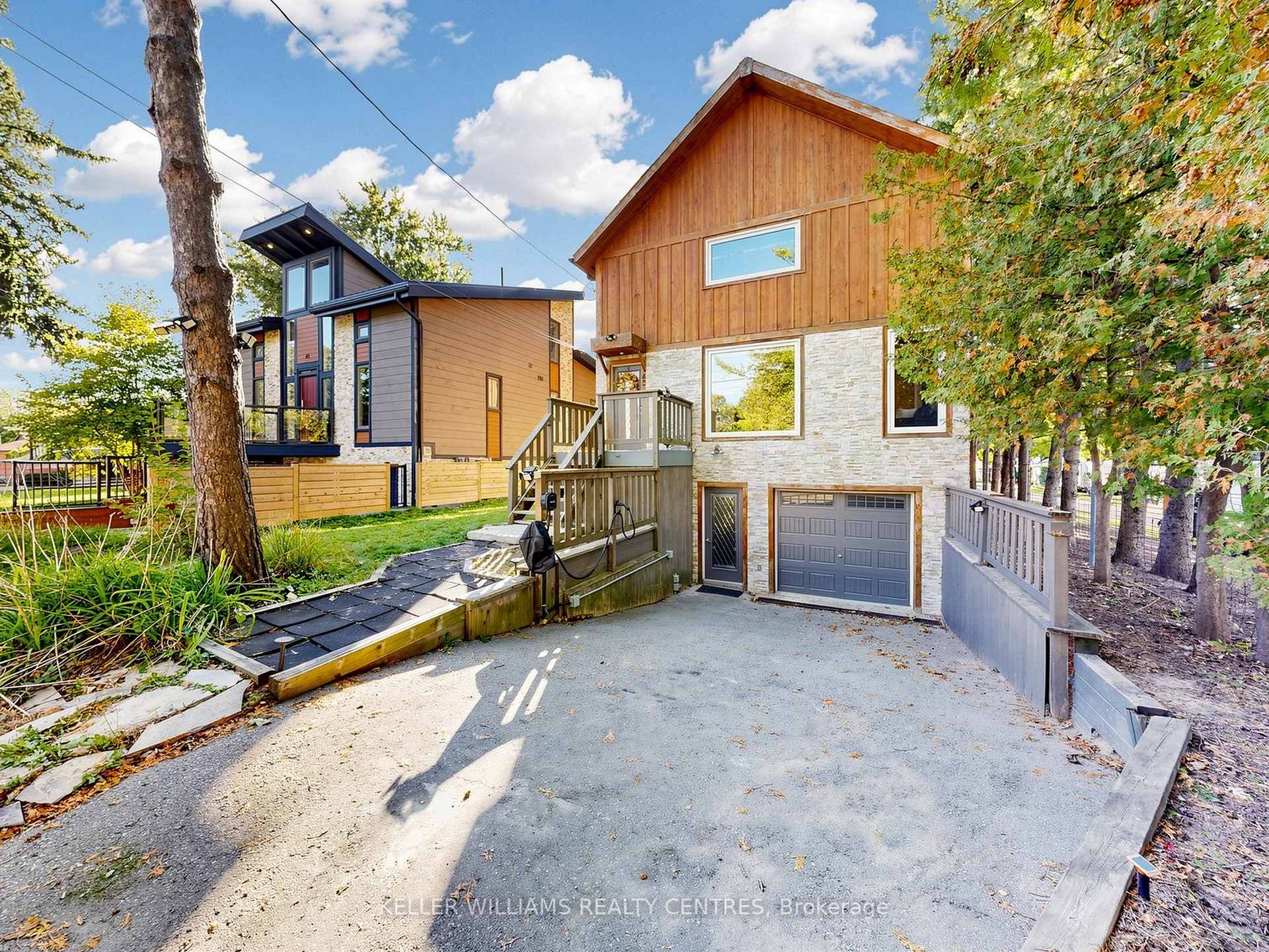 Photo 3 of 42 Balson Boulevard, Whitchurch-Stouffville, Rural Whitchurch-Stouffville — HOMEH