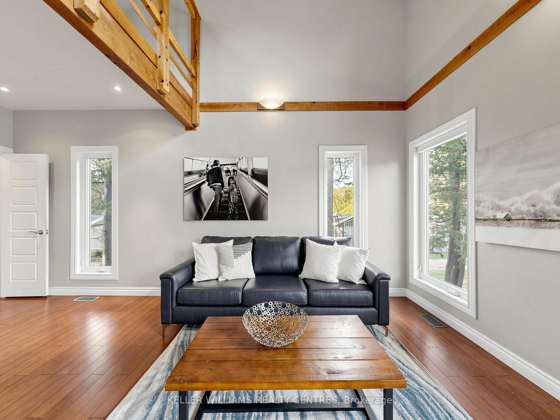 Photo 13 of 42 Balson Boulevard, Whitchurch-Stouffville, Rural Whitchurch-Stouffville — HOMEH