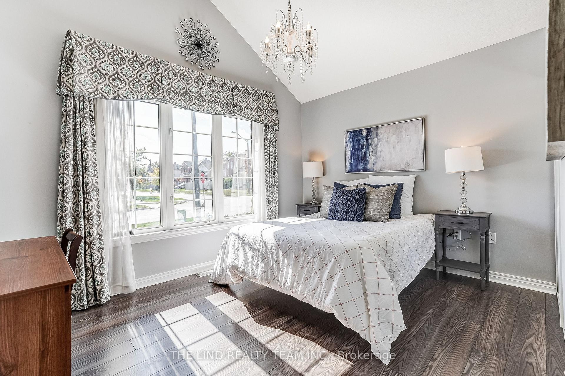 Photo 21 of 75 Jessop Avenue, King, Schomberg — HOMEH