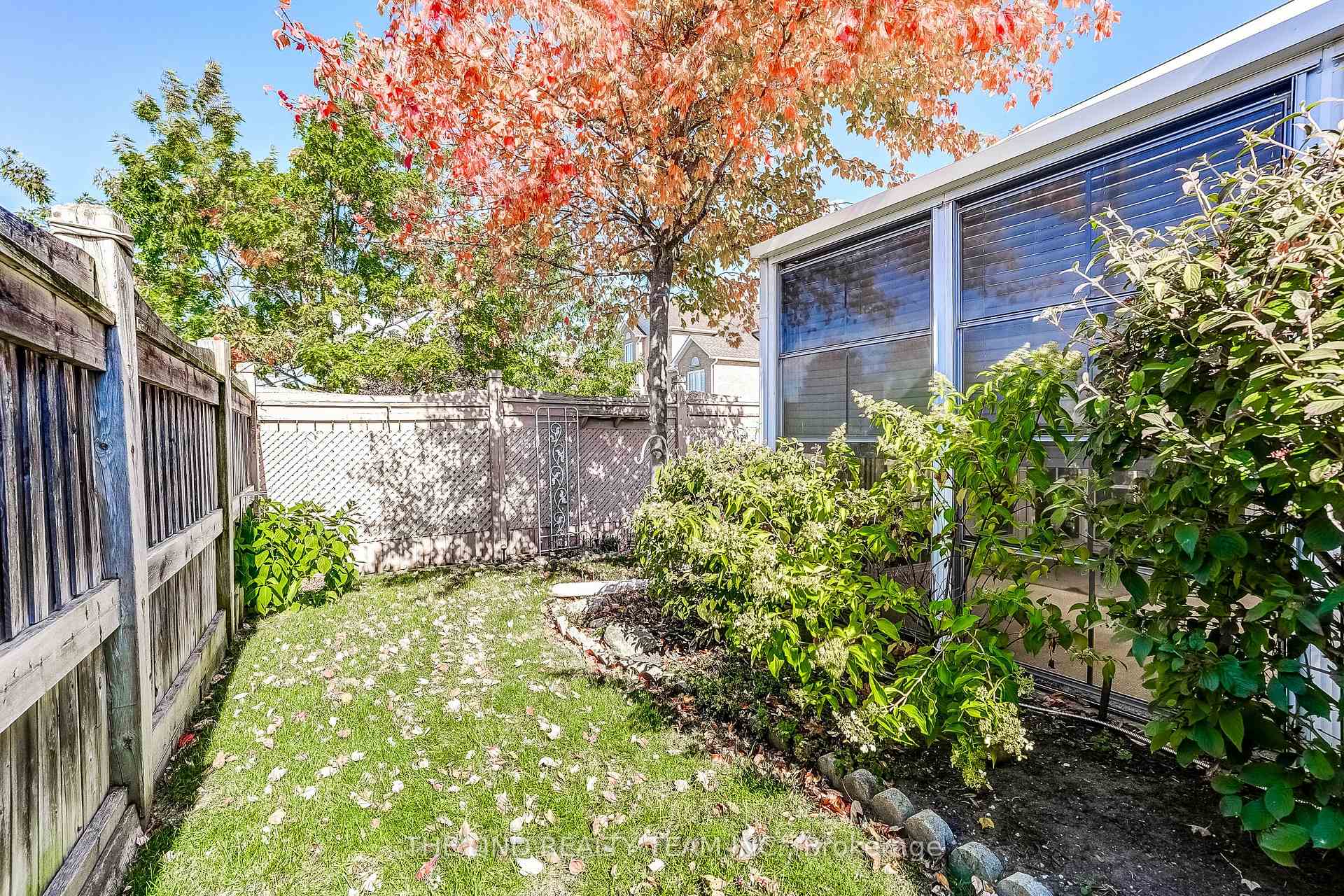 Photo 32 of 75 Jessop Avenue, King, Schomberg — HOMEH