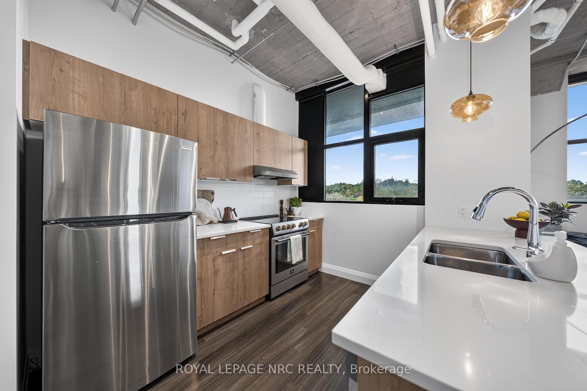 Photo 15 of Unit 418, 120 Huron Street, Guelph, St. Patrick's Ward — HOMEH